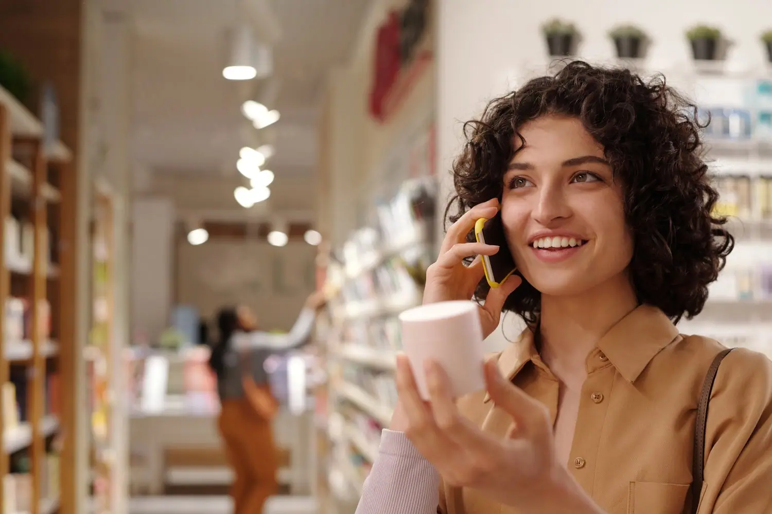 Voice Commerce w strategii sprzedażowej - wdrożenie i optymalizacja