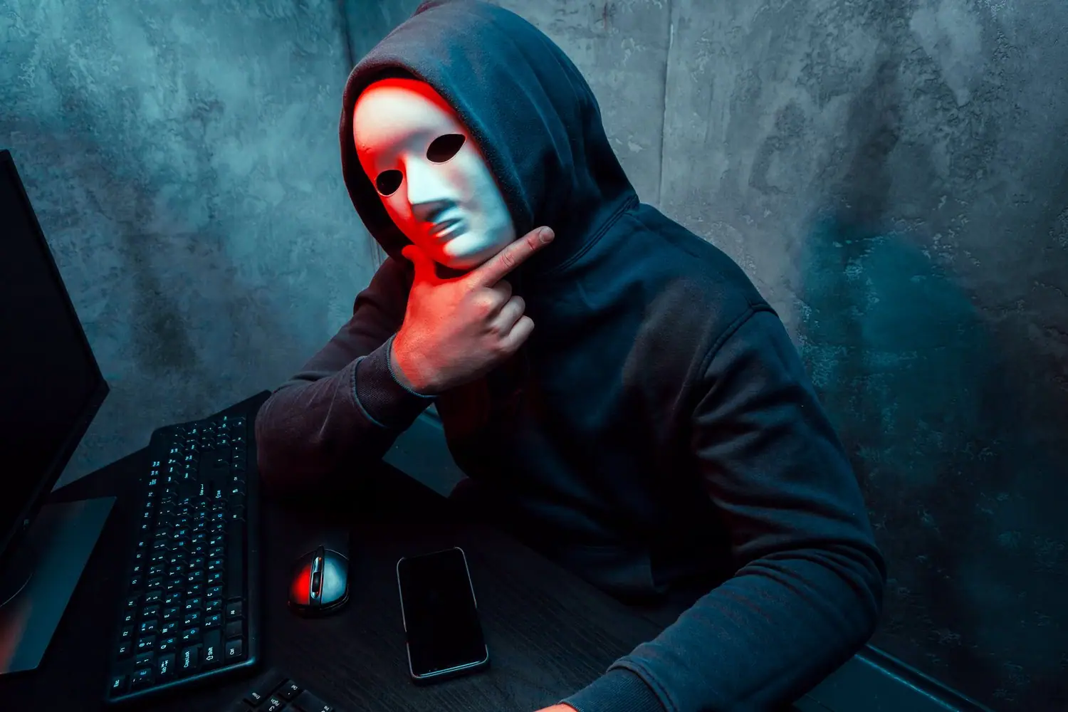 Oszustwa w systemach rezerwacji online - przeciwdziałanie i monitoring