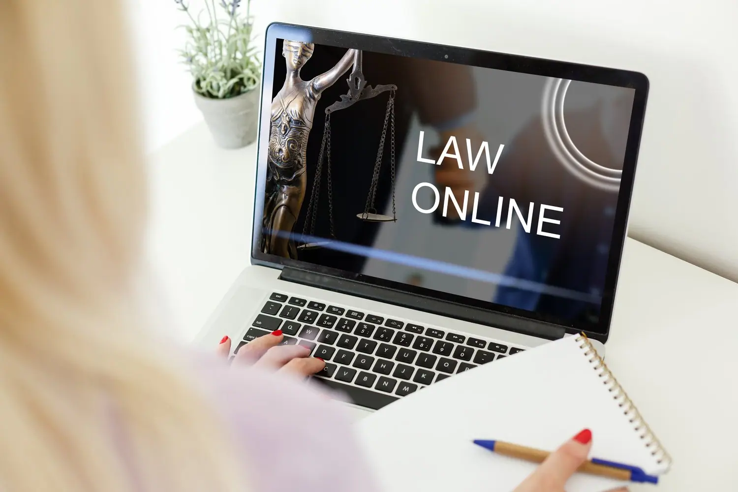Jak tworzyć bezpieczne regulaminy sklepów online?