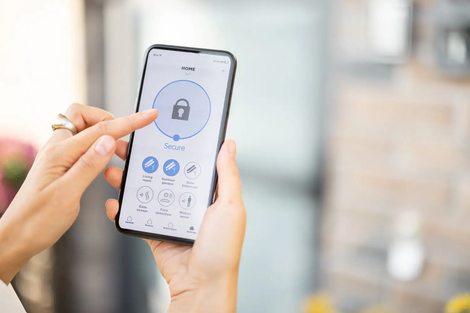 Jak sprawdzić czy aplikacja na smartfon jest bezpieczna przed instalacją?